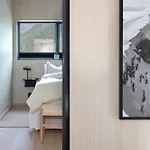 Lyngvaer Panorama - Jacuzzi & Sauna - No 37