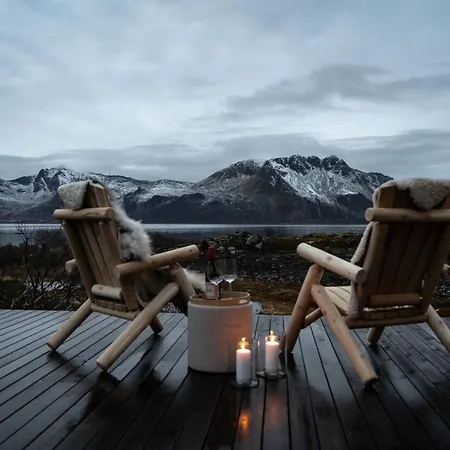 Holiday home Med Jacuzzi, Summer&winter Retreat