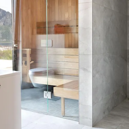 Med Jacuzzi, Summer&winter Retreat Дом отдыха *