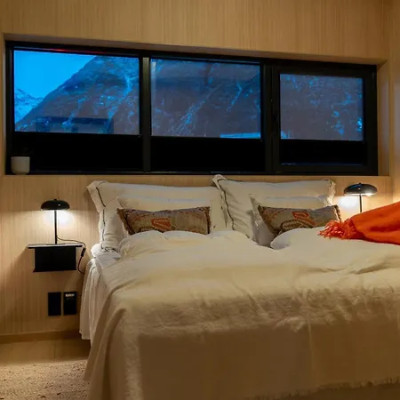 Lyngvaer Panorama - Jacuzzi & Sauna - No 37 펜션