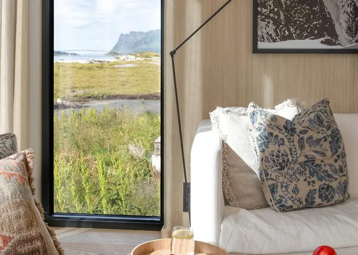 Semesterbostad Lyngvaer Panorama - Jacuzzi & Sauna - No 37 *