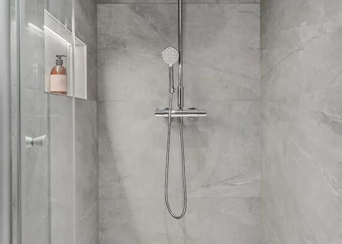 Lyngvaer Panorama - Jacuzzi & Sauna - No 37