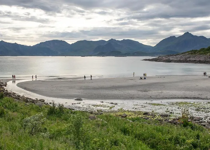 Semesterbostad Lyngvaer Panorama - Jacuzzi & Sauna - No 37 Kleppstad