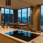 Lyngvaer Panorama - Jacuzzi & Sauna - No 37